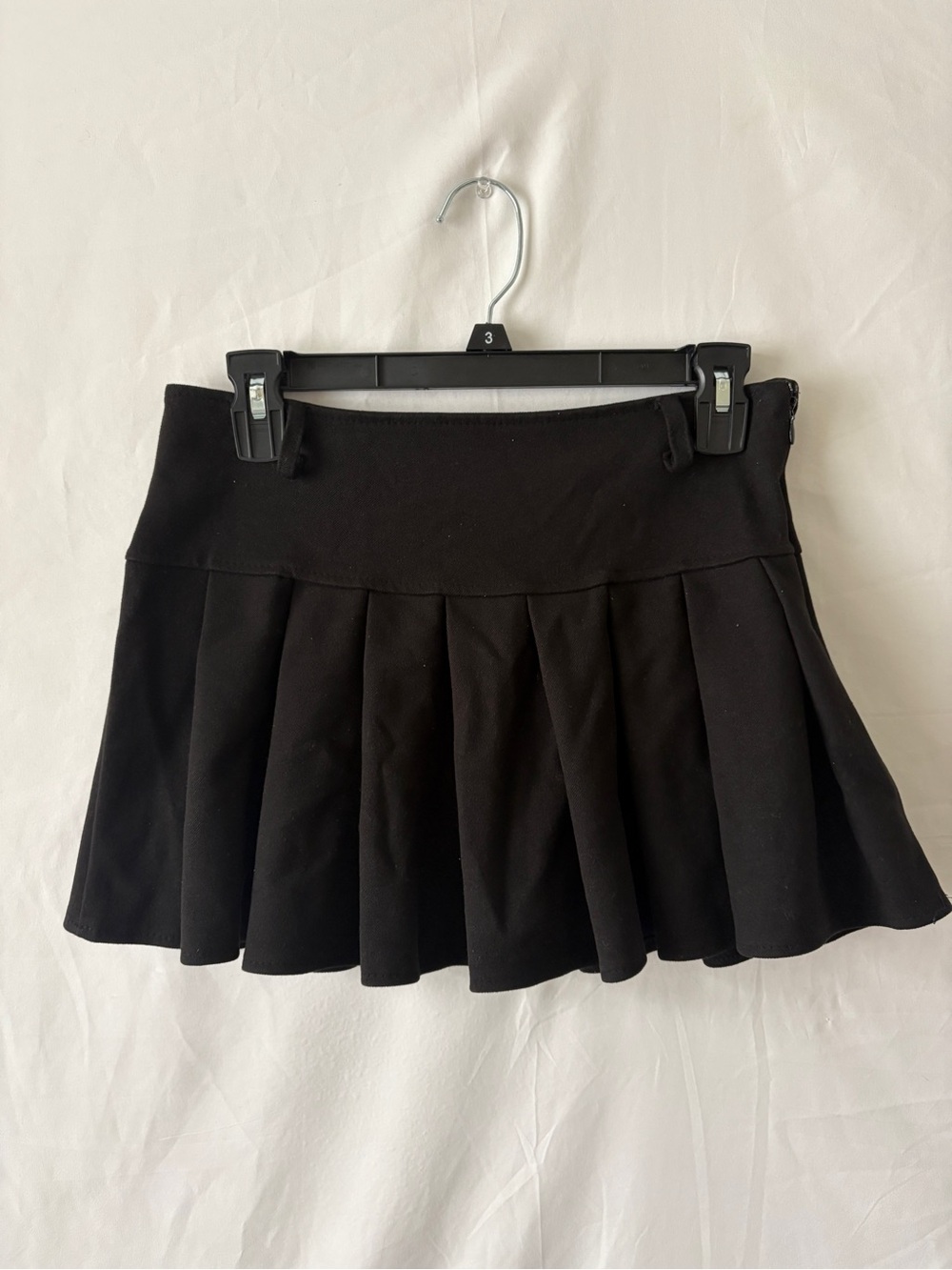Princess Polly Black Pleated Y2K Mini Skirt